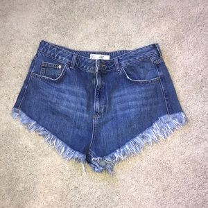 top shop distressed shorts